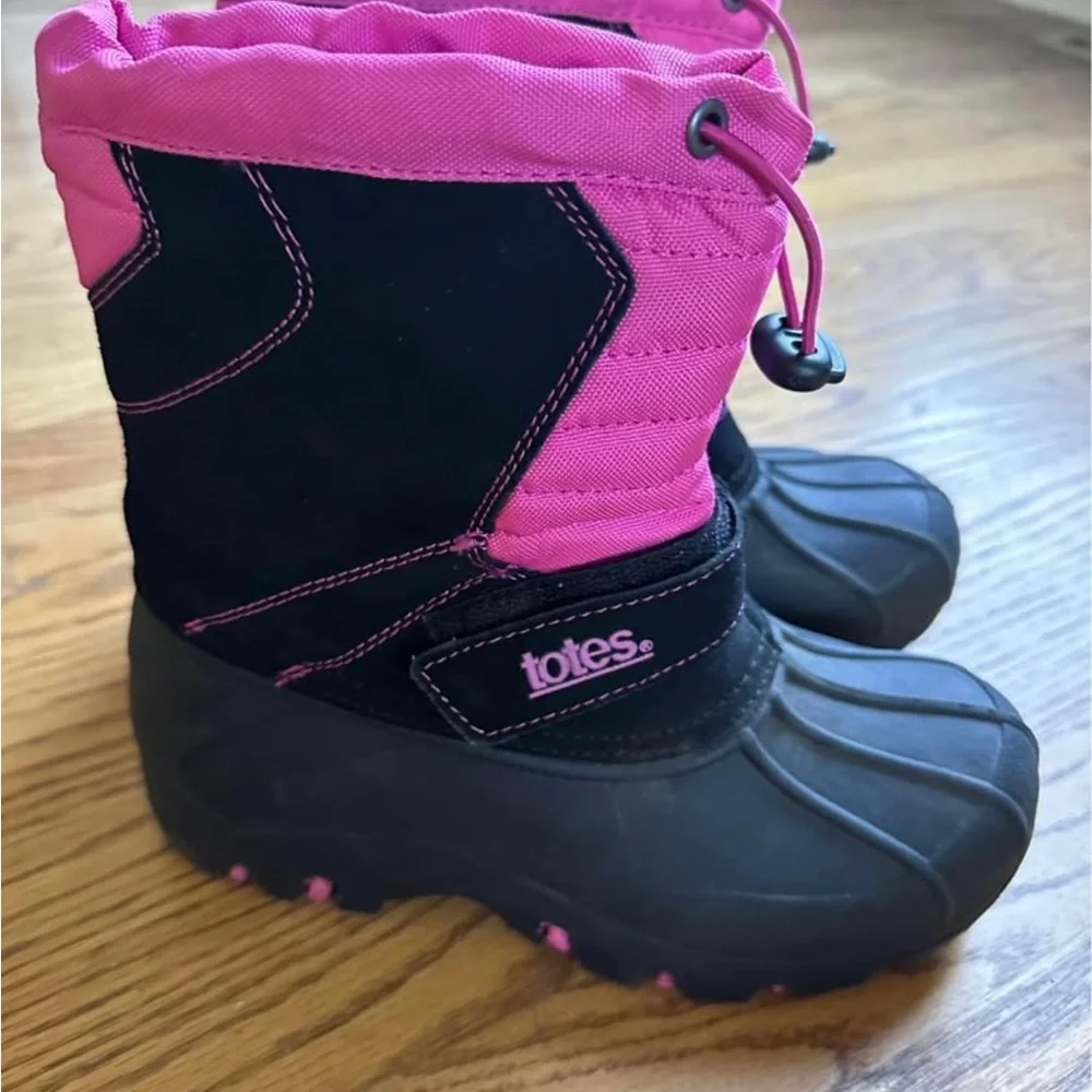 totes Black and Pink Kids Waterproof Winter Boots
